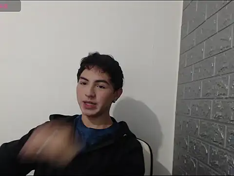 crissfer1 online show from 02-25-26, 08:18