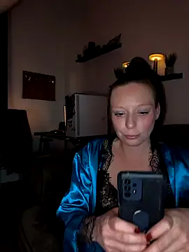 Snapshot of ZaramourXMrX chatting on 02-19-26, 08:16 ZaramourXMrX online show from 02-19-26, 08:16