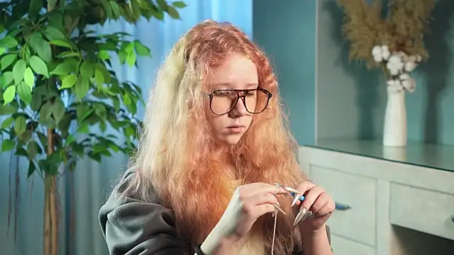 Snapshot of AmalElway chatting on 02-25-26, 09:08 AmalElway online show from 02-25-26, 09:08