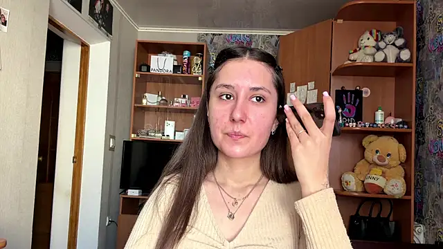 Snapshot of poly_princess chatting on 04-01-26, 08:15 poly princess online show from 04-01-26, 08:15