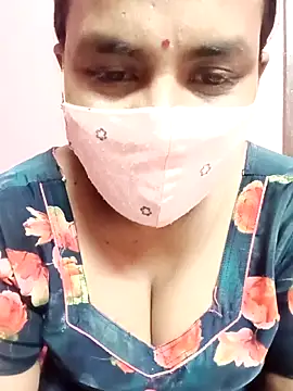 Snapshot of keerthy_telugu chatting on 06-12-26, 05:01 keerthy telugu online show from 06-12-26, 05:01