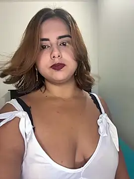 Snapshot of Lilithgomez_ chatting on 03-12-26, 12:39 Lilithgomez online show from 03-12-26, 12:39