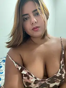Snapshot of Lilithgomez_ chatting on 04-03-26, 12:36 Lilithgomez online show from 04-03-26, 12:36