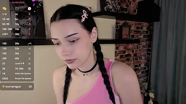 Six Seven7 online show from 04-12-26, 12:10