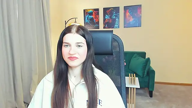 Snapshot of ThanhTines chatting on 02-20-26, 12:27 ThanhTines online show from 02-20-26, 12:27