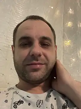 Snapshot of LaBuBupara chatting on 02-24-26, 08:07 LaBuBupara online show from 02-24-26, 08:07