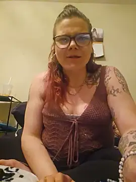 Snapshot of Sexymilf6992 chatting on 06-11-26, 03:48 Sexymilf6992 online show from 06-11-26, 03:48