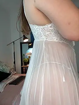 Snapshot of Viictoria-Jones chatting on 03-23-26, 11:25 Viictoria-Jones online show from 03-23-26, 11:25