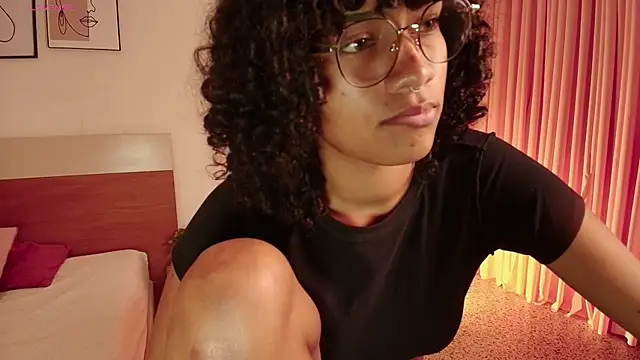 Meganlux1 online show from 06-14-26, 02:24