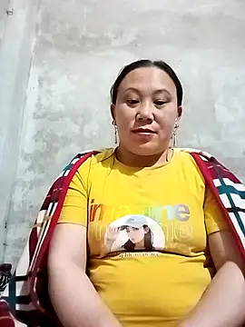 Snapshot of Dear_baby_ chatting on 03-08-26, 02:26 Dear baby online show from 03-08-26, 02:26