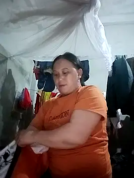 Snapshot of Dear_baby_ chatting on 04-09-26, 02:11 Dear baby online show from 04-09-26, 02:11