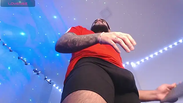 SantiagoHincapiie online show from 03-24-26, 01:21