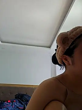 Halyken online show from 02-22-26, 04:46