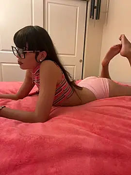 Snapshot of Brunettefantasy4848 chatting on 05-11-26, 02:50 Brunettefantasy4848 online show from 05-11-26, 02:50