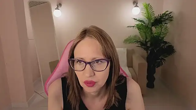 Elizabeth Andersonn online show from 04-09-26, 12:54