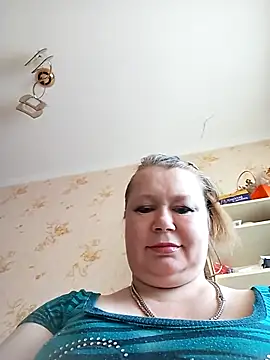 KiraStanton online show from 04-11-26, 09:02