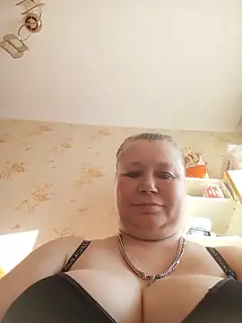 KiraStanton online show from 06-13-26, 04:05
