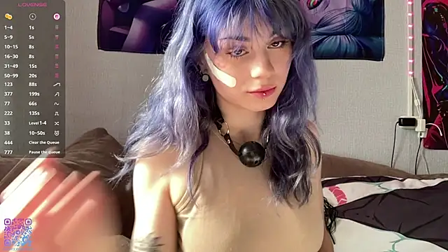 Snapshot of Emmibrilson chatting on 06-18-26, 12:42 Emmibrilson online show from 06-18-26, 12:42