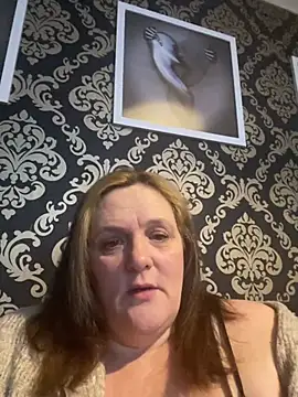 Busty-GilfQuinn online show from 02-20-26, 06:52