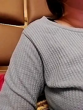 Snapshot of Sexy_Mona45 chatting on 02-20-26, 05:46 Sexy Mona45 online show from 02-20-26, 05:46