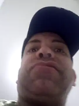 2Brazilians4one online show from 03-06-26, 05:37