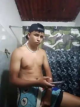 Snapshot of zeus23cm1 chatting on 02-25-26, 10:08 zeus23cm1 online show from 02-25-26, 10:08