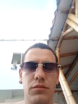  henao cristian  online show from 02-21-26, 02:29