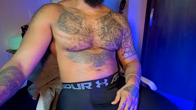 Snapshot of Wheeler_Green chatting on 04-05-26, 01:36 Wheeler Green online show from 04-05-26, 01:36