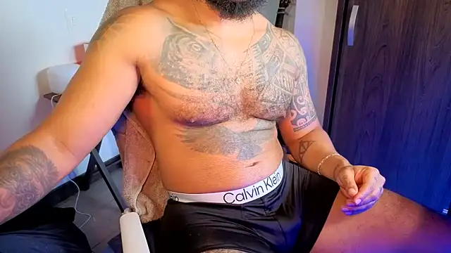 Snapshot of Wheeler_Green chatting on 04-11-26, 08:57 Wheeler Green online show from 04-11-26, 08:57