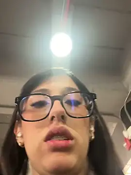 Snapshot of susi_chimm chatting on 06-16-26, 01:03 susi chimm online show from 06-16-26, 01:03