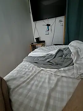 Snapshot of Edu235 chatting on 02-27-26, 08:03 Edu235 online show from 02-27-26, 08:03