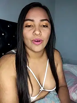 Snapshot of Milow1 chatting on 02-22-26, 04:05 Milow1 online show from 02-22-26, 04:05