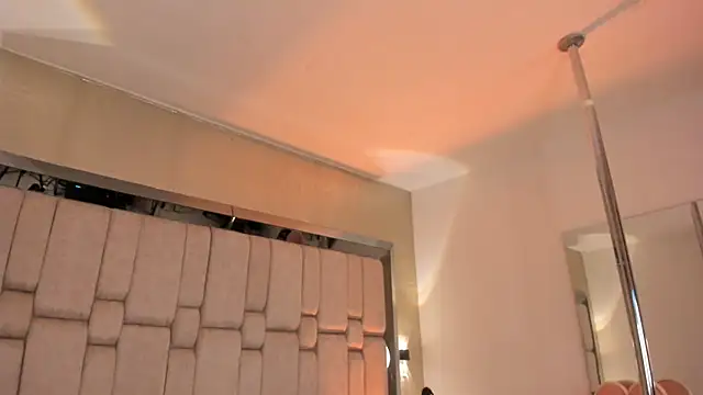 Snapshot of SusiMendez chatting on 04-15-26, 07:43 SusiMendez online show from 04-15-26, 07:43