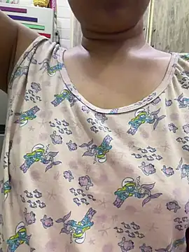 Snapshot of sessy_grl chatting on 07-31-26, 11:37 sessy grl online show from 07-31-26, 11:37