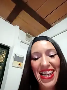 sandy 11  online show from 03-25-26, 03:45