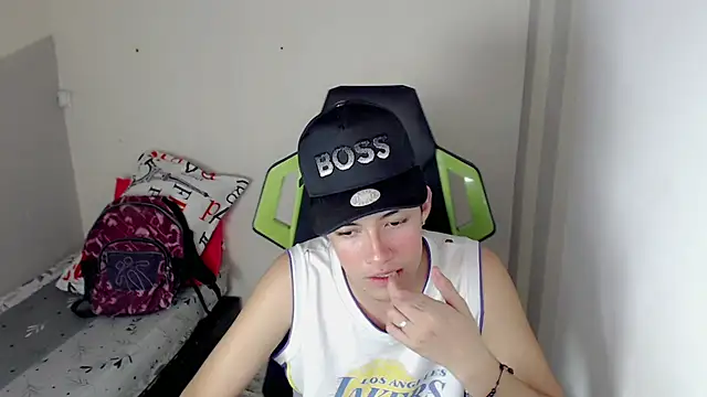 Street poemm  online show from 04-12-26, 07:52