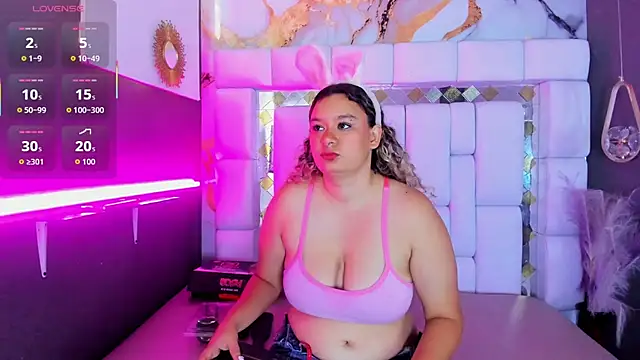 Snapshot of elara_sweet_ chatting on 03-03-26, 01:28 elara sweet online show from 03-03-26, 01:28