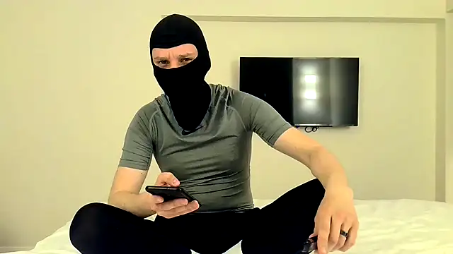 RyanRubber online show from 03-23-26, 08:02