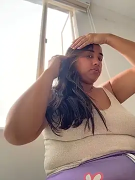 Eyssha online show from 04-08-26, 12:38