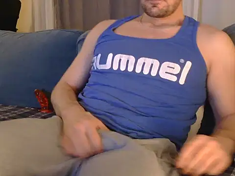 Snapshot of newboydaniel chatting on 02-20-26, 11:27 newboydaniel online show from 02-20-26, 11:27