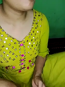 Snapshot of CollegeGrill chatting on 02-22-26, 09:19 CollegeGrill online show from 02-22-26, 09:19