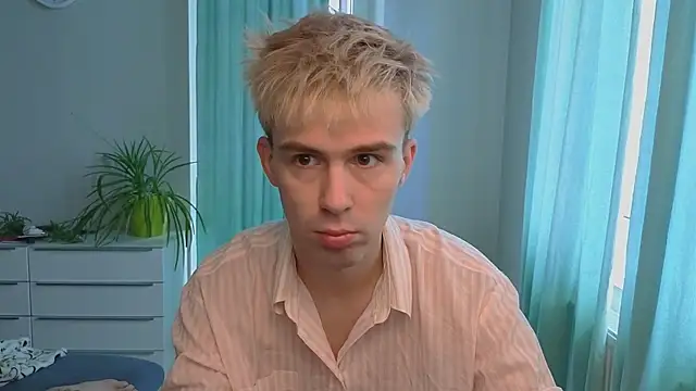 Snapshot of Mrkallin chatting on 06-13-26, 08:56 Mrkallin online show from 06-13-26, 08:56