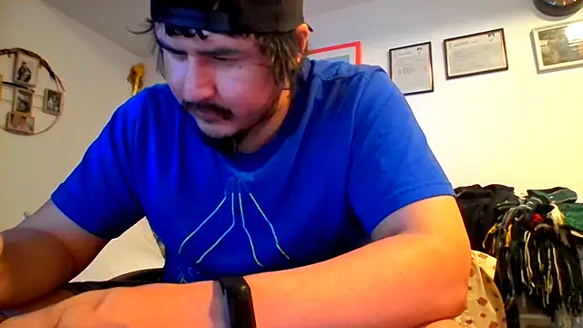 Snapshot of Bouncywarrior chatting on 02-22-26, 04:13 Bouncywarrior online show from 02-22-26, 04:13