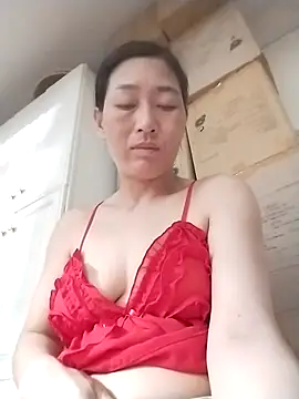 Snapshot of lris-Beauty77 chatting on 04-18-26, 08:20 lris-Beauty77 online show from 04-18-26, 08:20