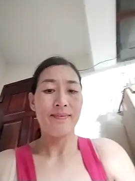 Snapshot of lris-Beauty77 chatting on 04-19-26, 03:00 lris-Beauty77 online show from 04-19-26, 03:00