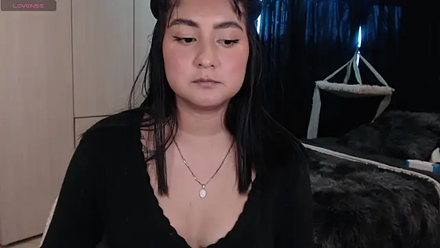 Snapshot of zakura_ania chatting on 03-01-26, 10:45 zakura ania online show from 03-01-26, 10:45