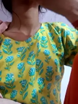 Snapshot of khushi_jain chatting on 03-03-26, 02:28 khushi jain online show from 03-03-26, 02:28