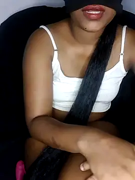 Snapshot of waishu12 chatting on 06-12-26, 02:49 waishu12 online show from 06-12-26, 02:49