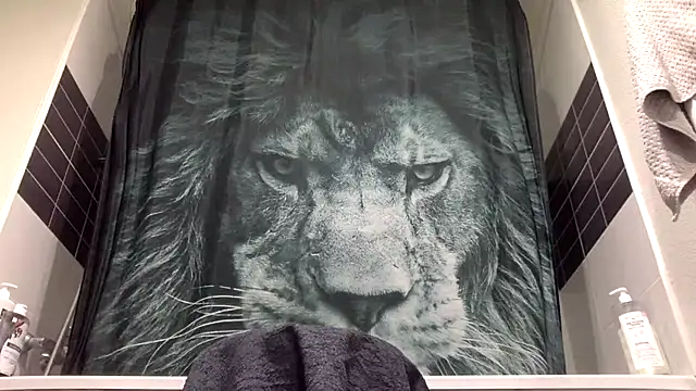 Snapshot of YONIYOGA chatting on 02-22-26, 09:02 YONIYOGA online show from 02-22-26, 09:02