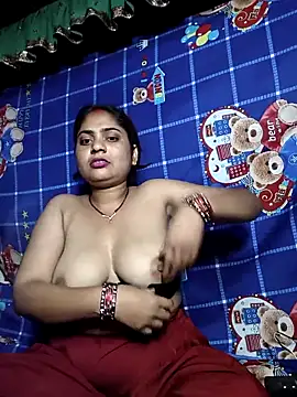 Snapshot of Aanushaka chatting on 04-18-26, 04:11 Aanushaka online show from 04-18-26, 04:11